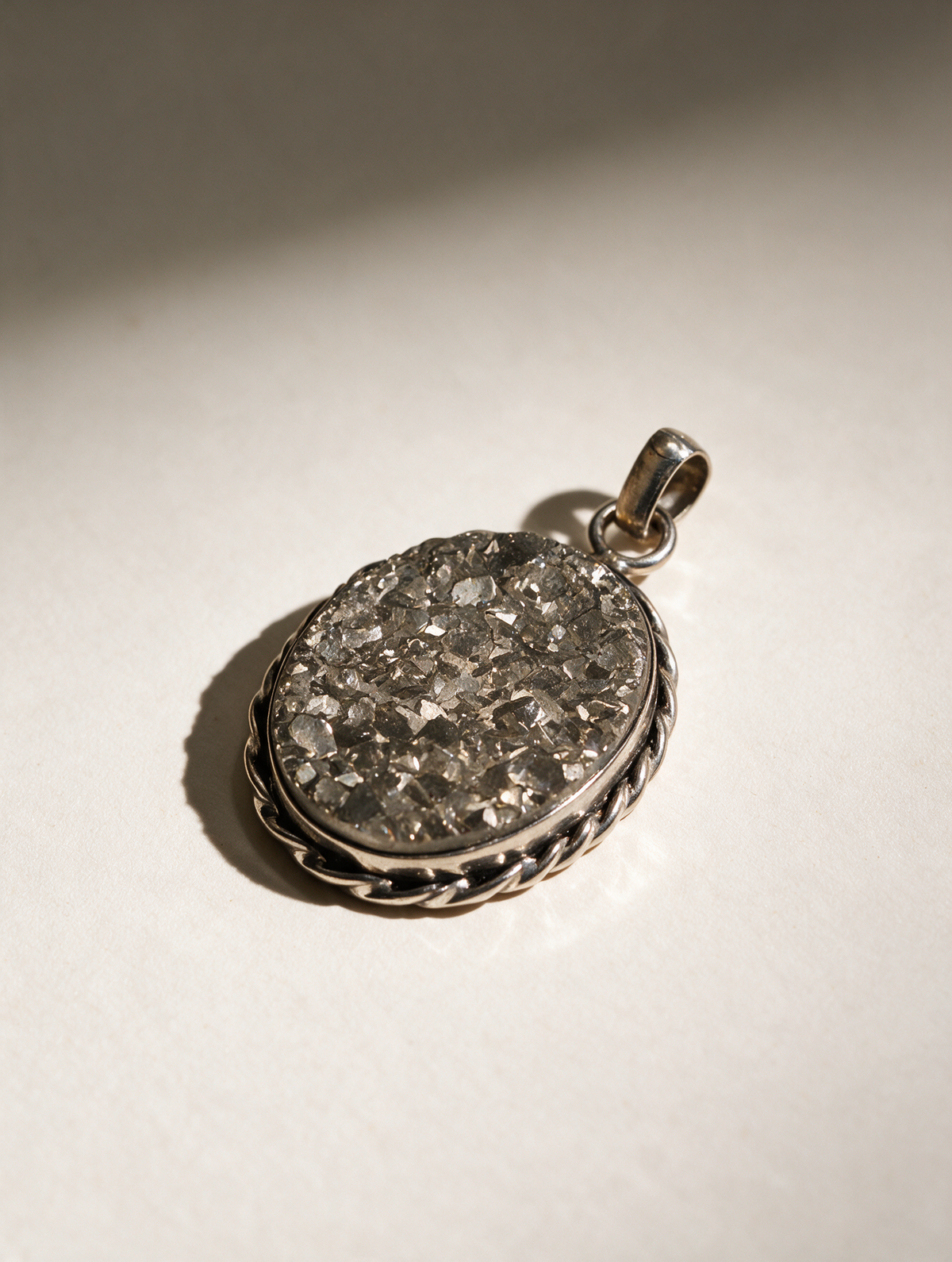 Pyrite Druzy Pendant – Oval